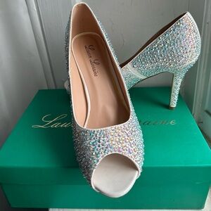 Lauren Lorraine White rhinestone heels, New in box wedding/prom perfect